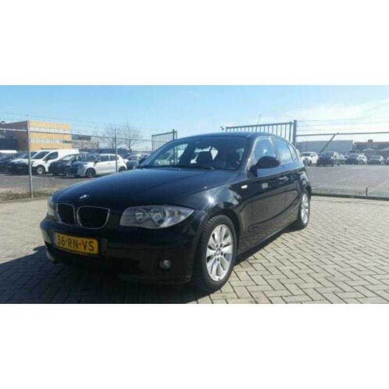 BMW 1-Serie 2.0 118D 2005 Zwart