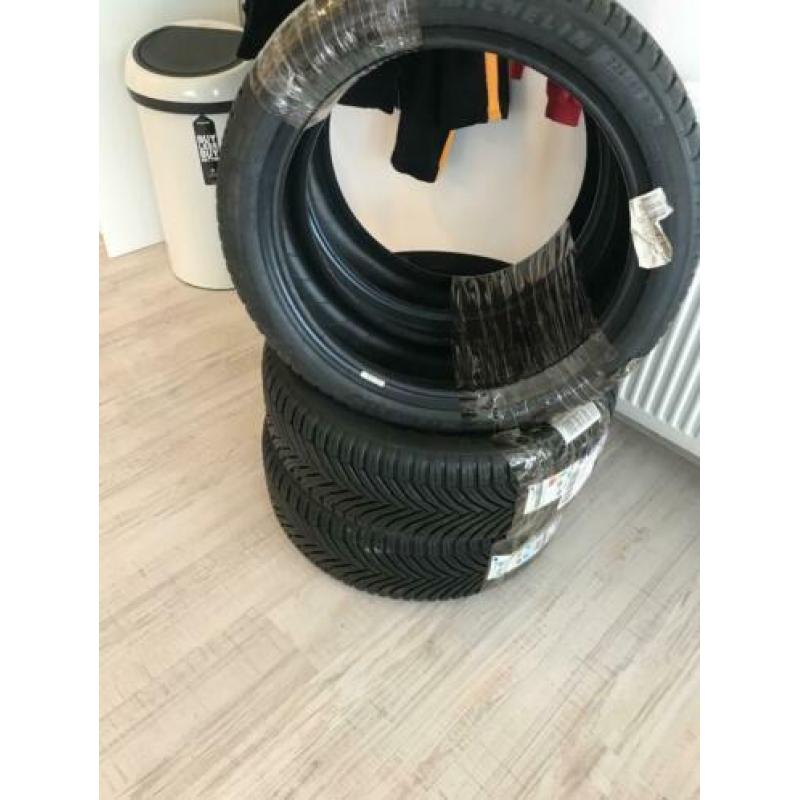 Banden Michelin 225/45/r19