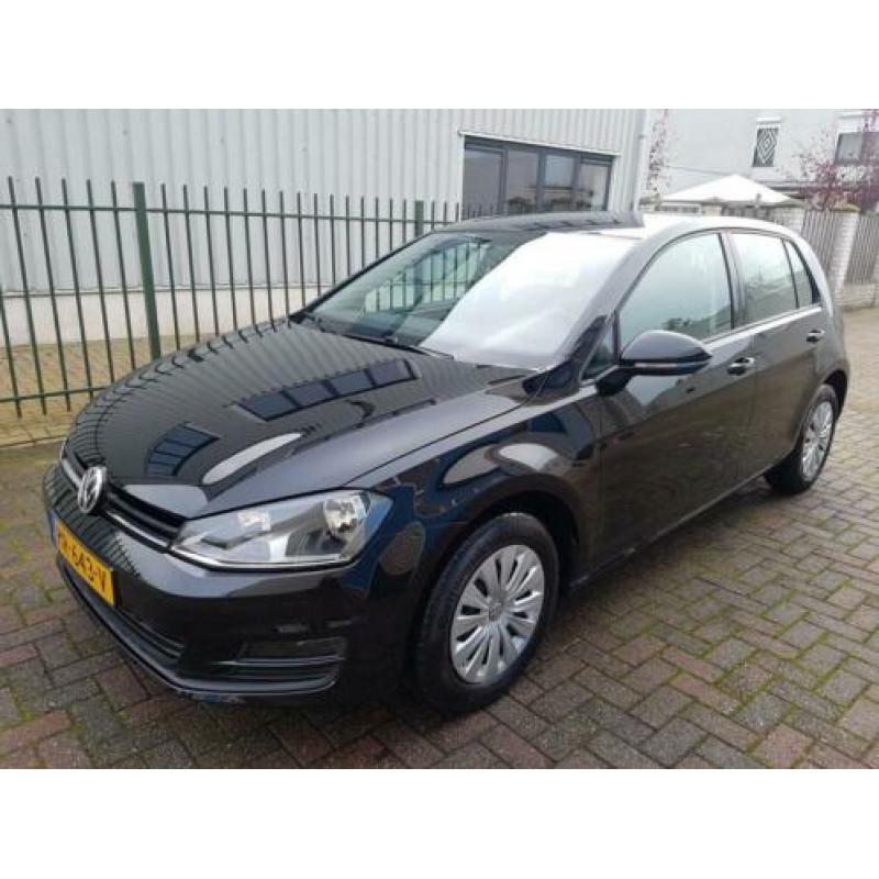 Volkswagen Golf 1.2 TSI Blue Motion Airco-Nav- NL AUTO-N.A.P