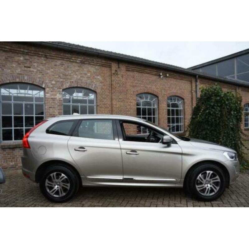 Volvo XC60 2.0 T5 FWD Summum 245pk 2014 30.045km Automaat Fu