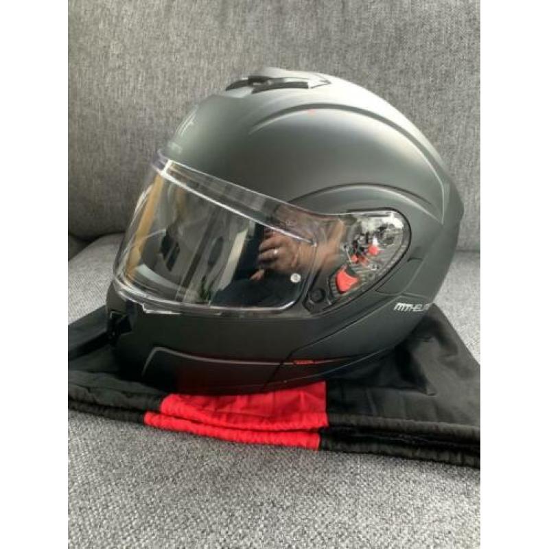 MT Helmets SV Atom maat XL! Zo goed als nieuw!