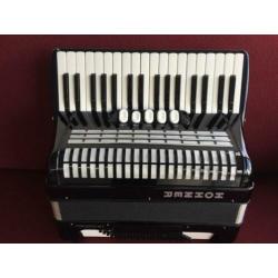 Z.g.a.n. Hohner Concerto IIIT accordeon . 72 bas .