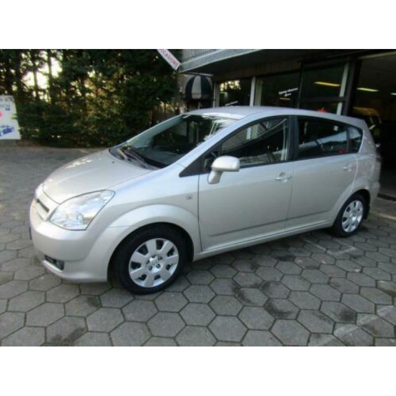 Toyota Verso 2.2 D-4D Sol Airco, Navigatie,