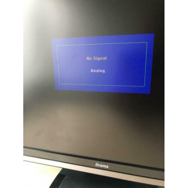 IIYAMA 26 inch beeldscherm