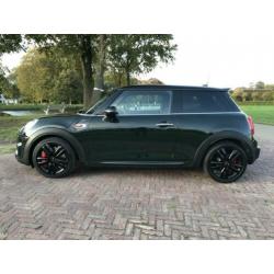 MINI Cooper JCW JOHN COOPER WORKS 2.0 AUT 231PK