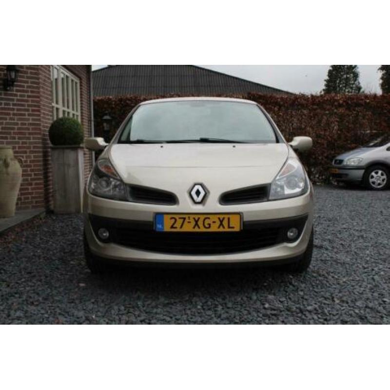 Renault Clio 1.4 16V 3Drs Dynamique Sport /Clima /Cruise /LM