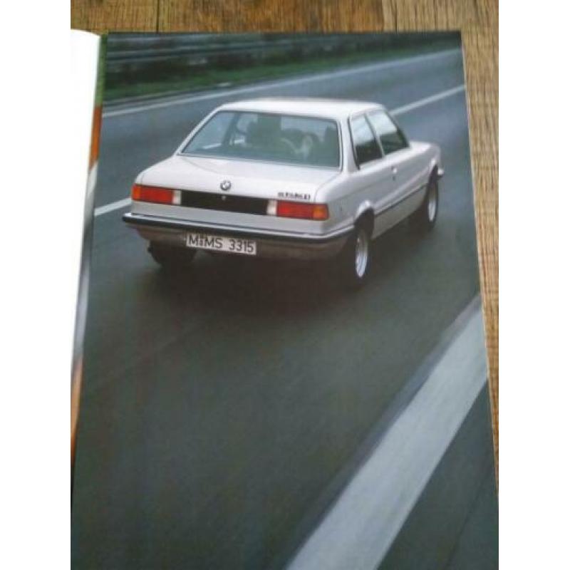 BMW 3 serie e21 prachtige folder met kleur folder beide 1978