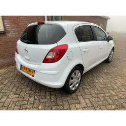 Opel Corsa 1.2-16V '111' Edition Airco en NAP !