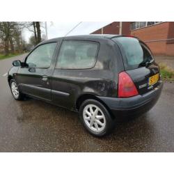 Renault Clio 1.6-16V RXE MET VOL JAAR A.P.K. !