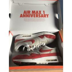 Nike air max 1 anniversary red