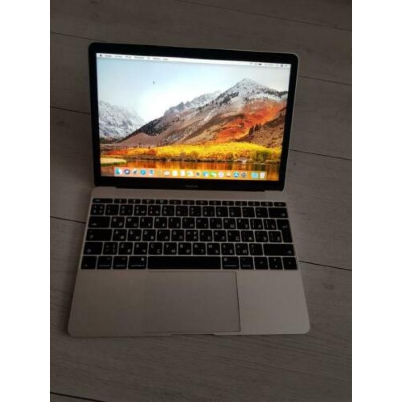 Macbook retina 12inch (2017) 256gb 8gb core m3