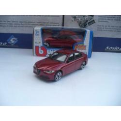 Bburago 1/43 Alfa Romeo Giulia Rood