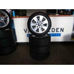 16" stalen velgen + wieldoppen met winterbanden BMW 1 serie!