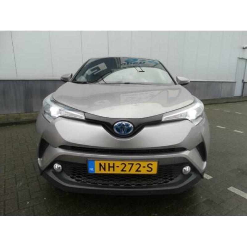 Toyota C-HR 1.8 Hybrid Executive | Navigatie | LM Velgen | C