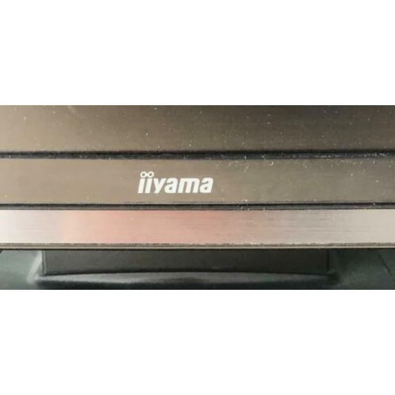 IIYAMA 26 inch beeldscherm