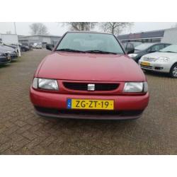 SEAT Ibiza 1.4i E