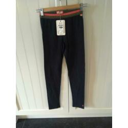 Nieuw!! Donkerblauwe legging van Flo mt 152