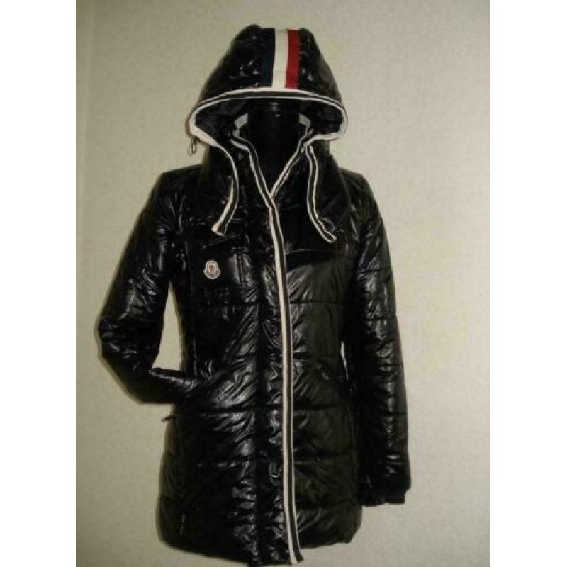 Moncler zwarte jas maat 0/ maat S