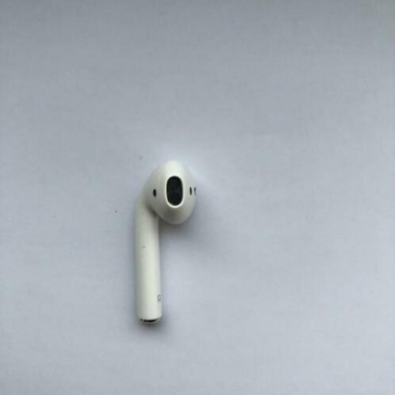 Apple 2gn AirPods (alleen rechter) + case