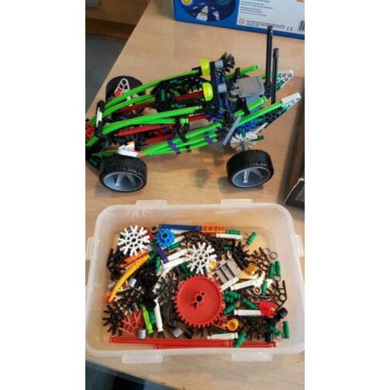 K'nex Revvin racecar 2-in-1 set