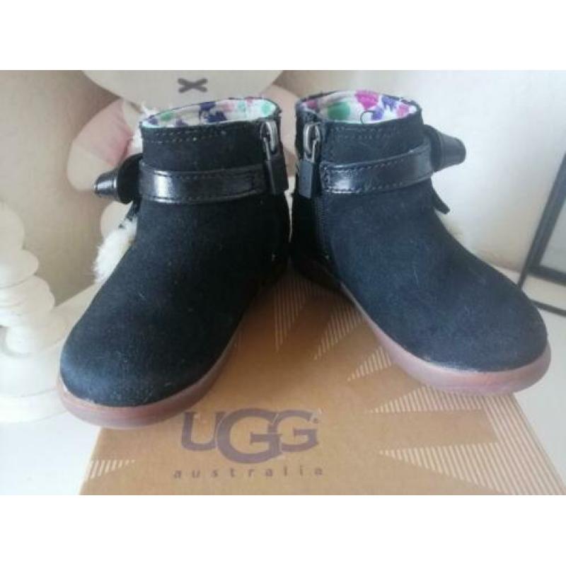 UGGs maat 22.5 (23)