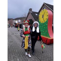 Mooie klok voor carnavalswagen / Loopgroep tip HALFVASTEN!!