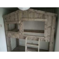 Boomhutbed met balkon steigerhout boomhut bed kinderbed