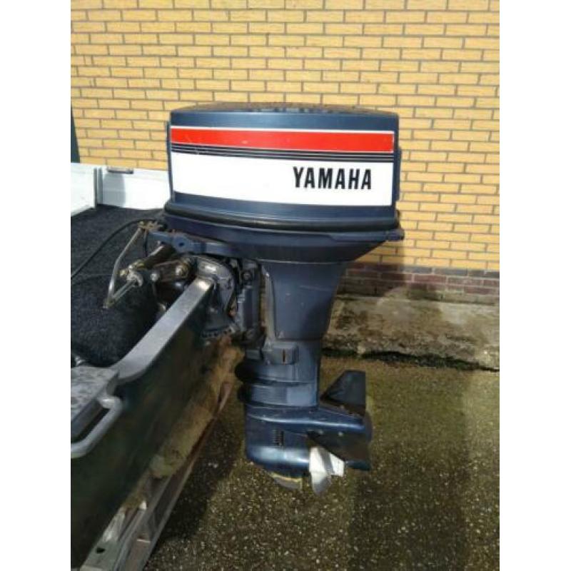 Yamaha 40 pk 2 takt Langstaart Elektrische start