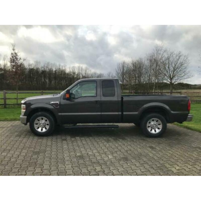 Ford F250 Pickup 5.4 V8 Grijs kenteken Kingcab Super Duty