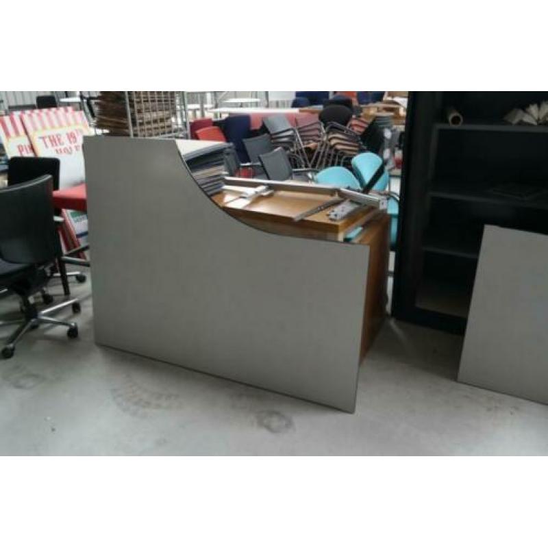 Trespa platen 120x160cm (rechte stuk=80x160cm) €17,50