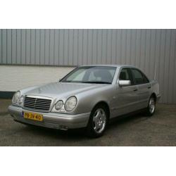 Mercedes-Benz E-Klasse 320 AVANTGARDE Youngtimer (bj 1996)