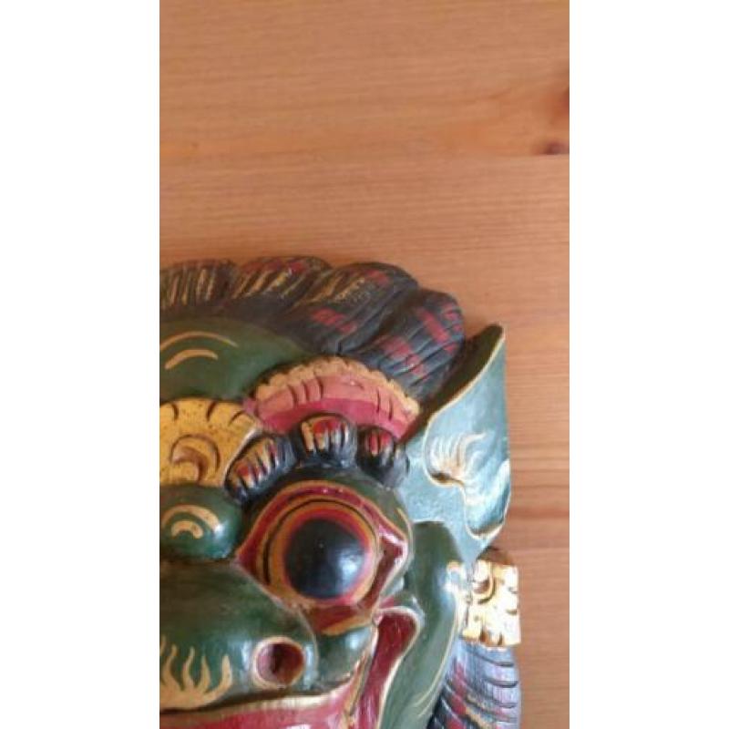 Chinees houten masker drakenkop, China, handbeschilderd goud