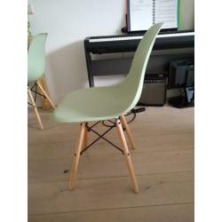 4 design eetkamerstoelen