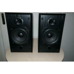 B&W speakers 200 series V201