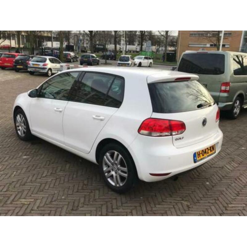 Volkswagen Golf 1.2 TSI Highline BlueMotion