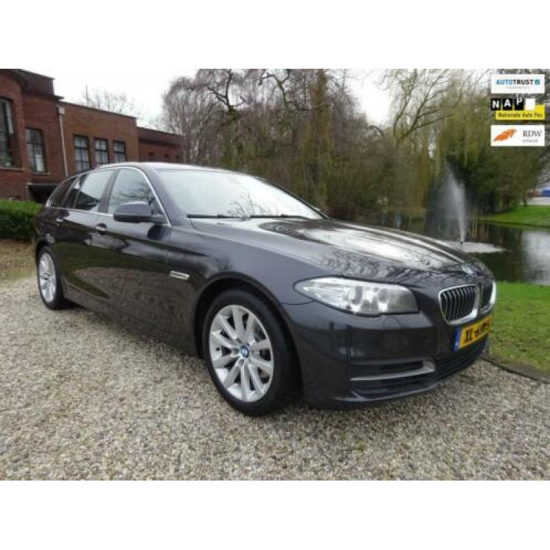 BMW 5-serie Touring 520d High Executive XENON/navi/AIRCO dea