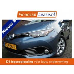 Toyota Auris Touring Sports 1.8 Hybrid Family Navigatie Clim