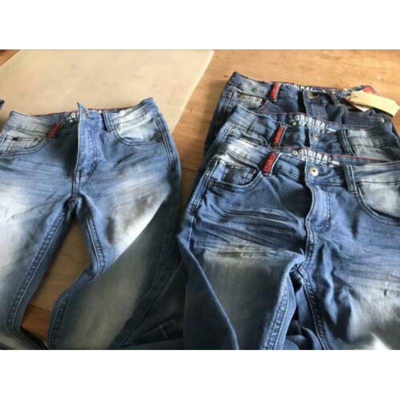 Jog denim jeans 3 x mt 134 1x mt 128 nieuw!