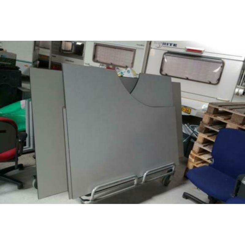 Trespa platen 120x160cm (rechte stuk=80x160cm) €17,50