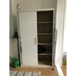 Ikea Morvik kast met spiegel