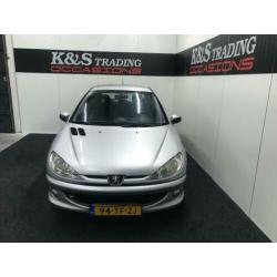 Peugeot 206 1.6-16V Air-line 3 Airco Quiksilver