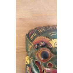 Chinees houten masker drakenkop, China, handbeschilderd goud