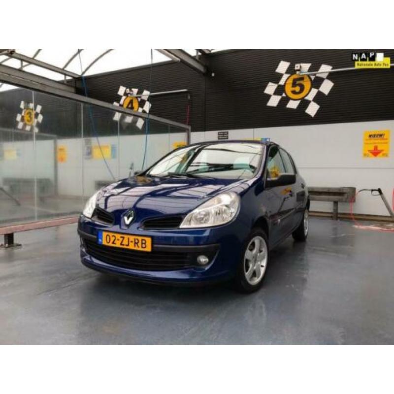 Renault Clio 1.2-16V Special Line 5-DEURS, AIRCO, TIPTOP!