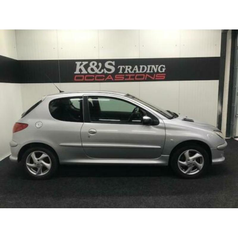 Peugeot 206 1.6-16V Air-line 3 Airco Quiksilver