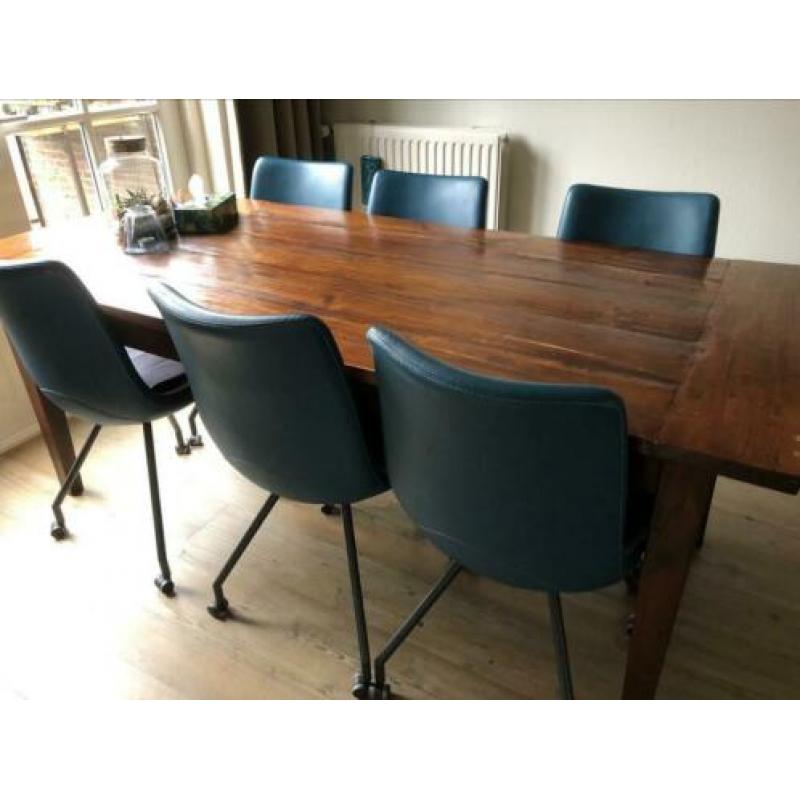 Massief Houten eettafel