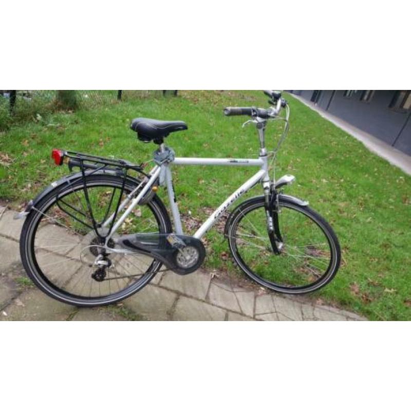 Gazelle herenfiets 28 inch met 3x8 versnellingen