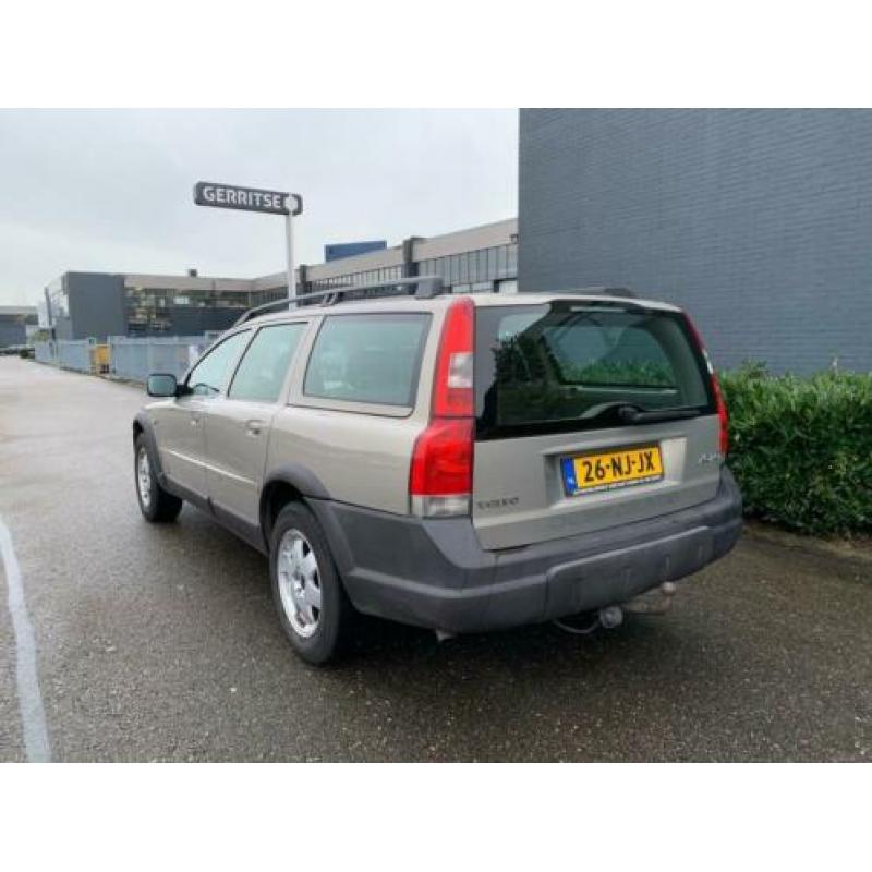 Volvo XC70 2.5 T Comfort Line AWD/?NAP/LEDER/CRUISE/TREKHAAK