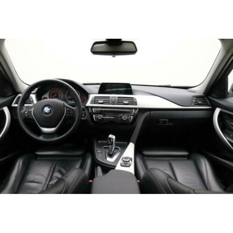 BMW 3 Serie Touring 320d EDE Corporate Lease Essential | Led