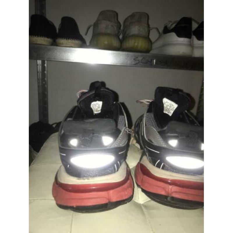 Balenciaga track size 43