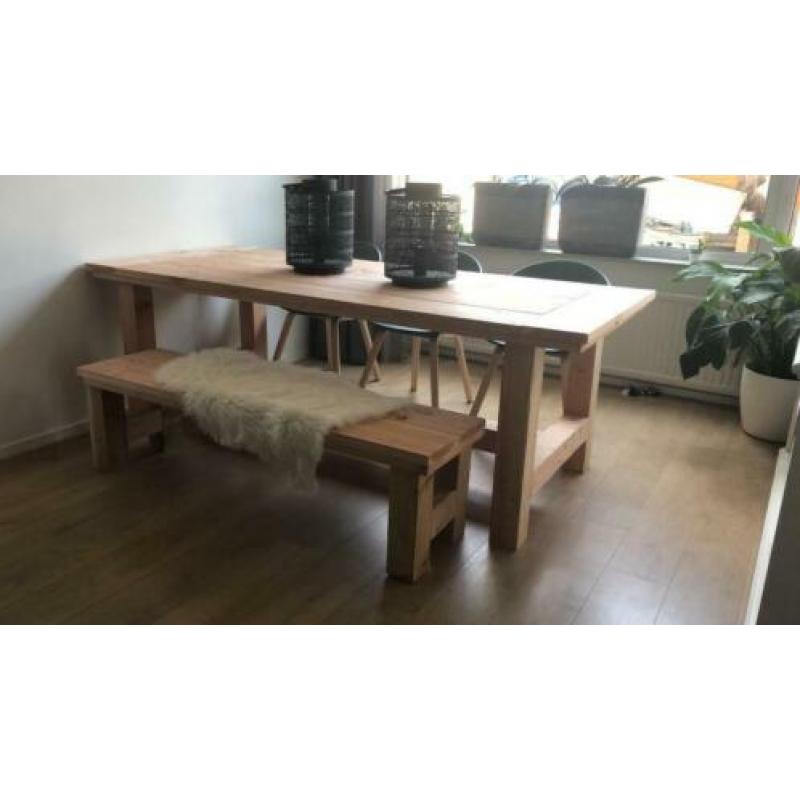 Douglas houten tafel